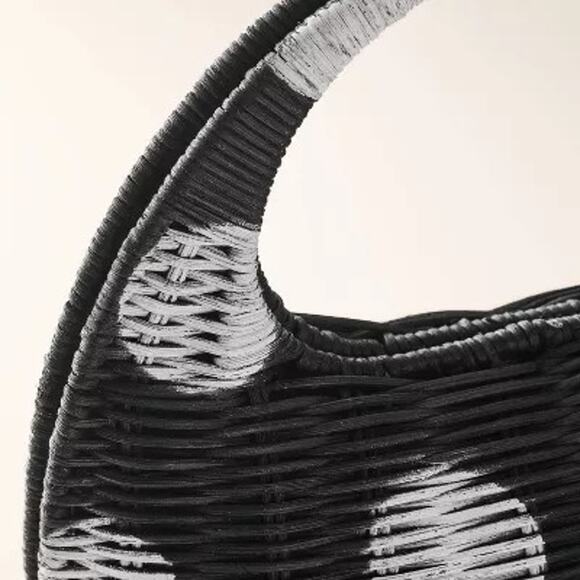 NWT Kate Spade x Target Polka‎ Dot Wicker Crescent Saddle Bag Black/White - Picture 3 of 5